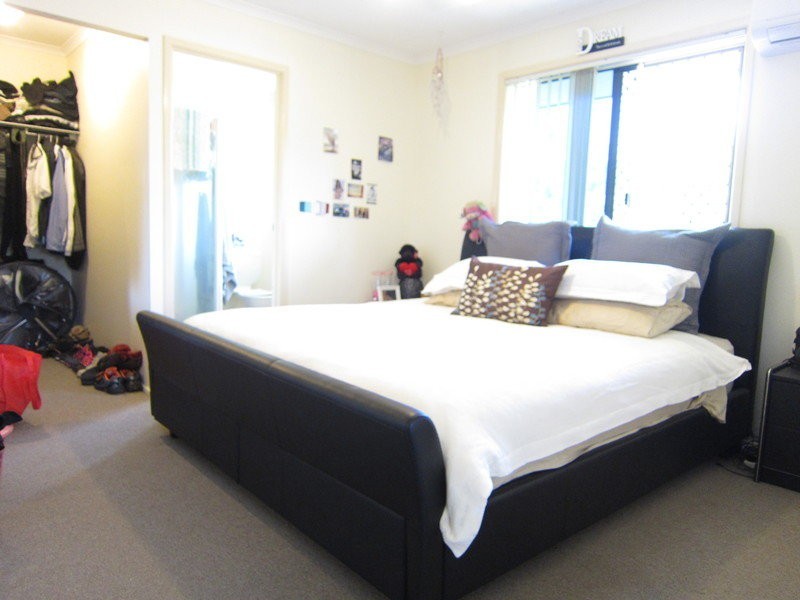 23 Des Arts Place, Wulkuraka QLD 4305