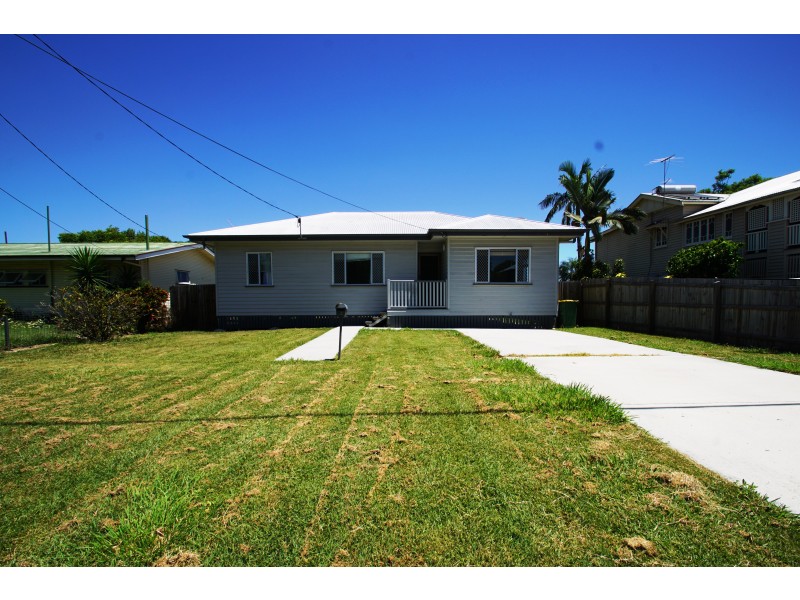 20 Thurso Street, North Booval QLD 4304