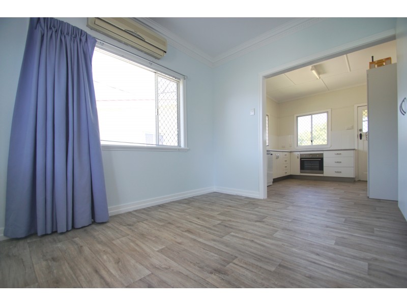20 Thurso Street, North Booval QLD 4304