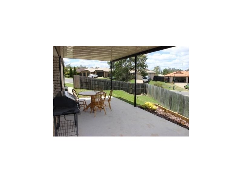 8 Tulipwood Close, Brassall QLD 4305