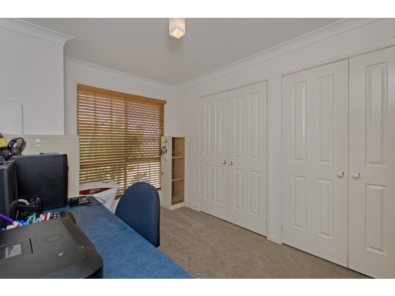 14 Discovery Street, Flinders View QLD 4305