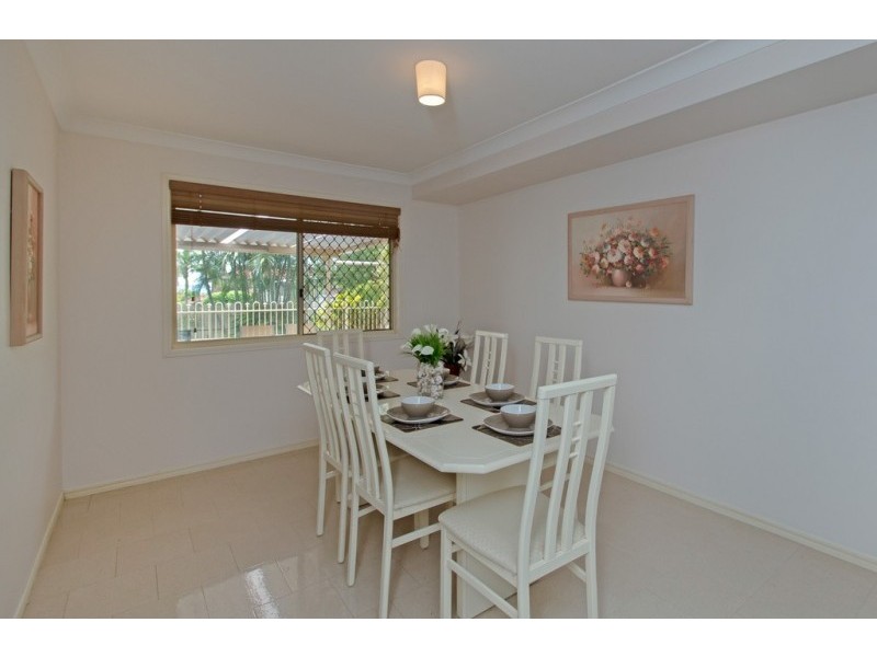 14 Discovery Street, Flinders View QLD 4305