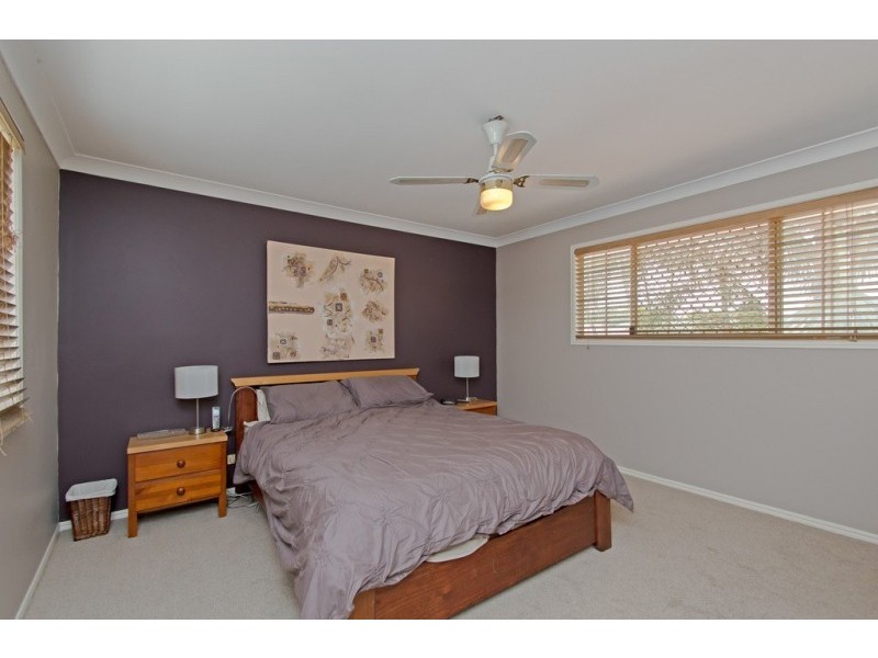 14 Discovery Street, Flinders View QLD 4305
