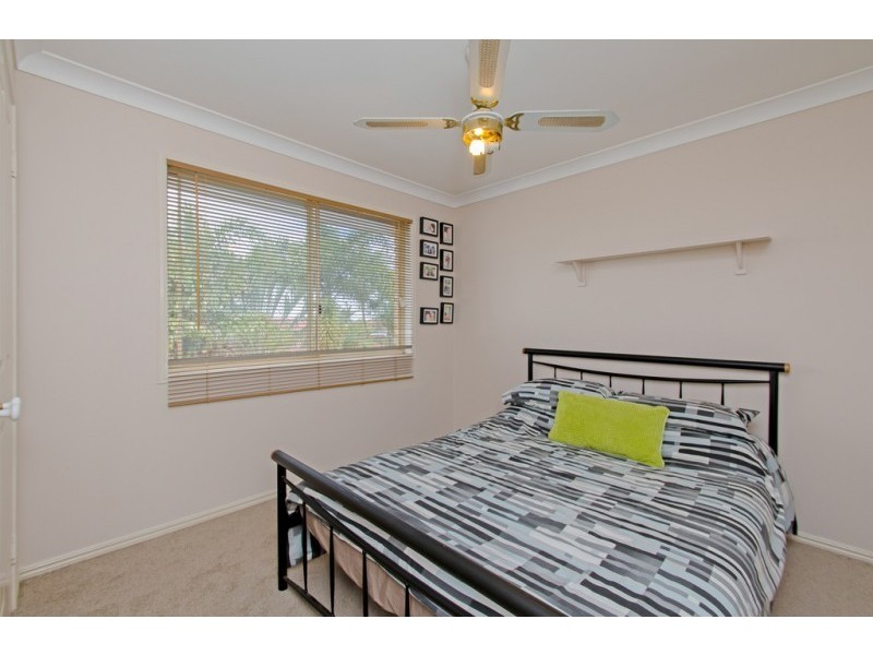 14 Discovery Street, Flinders View QLD 4305