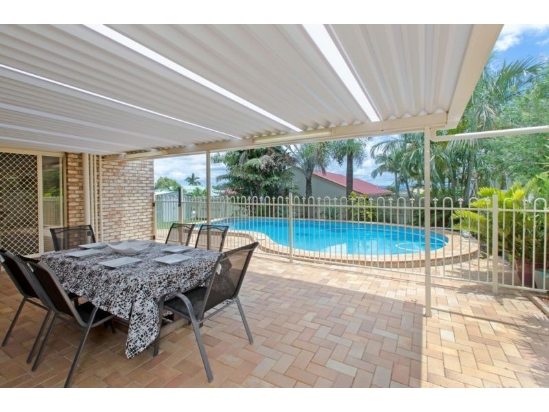14 Discovery Street, Flinders View QLD 4305