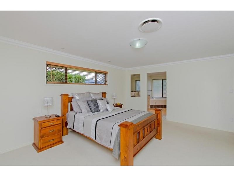 13-15 Newsky Court, Deebing Heights QLD 4306