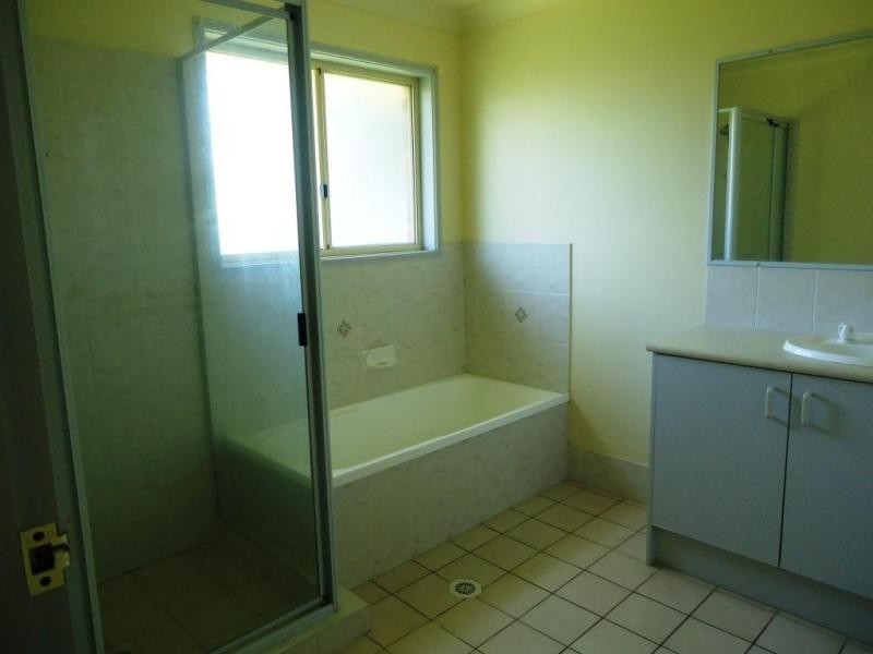 13 Pioneer Drive, Raceview QLD 4305