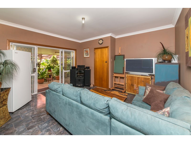 68 Nelson Street, Bundamba QLD 4304