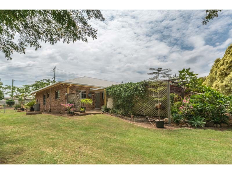 68 Nelson Street, Bundamba QLD 4304