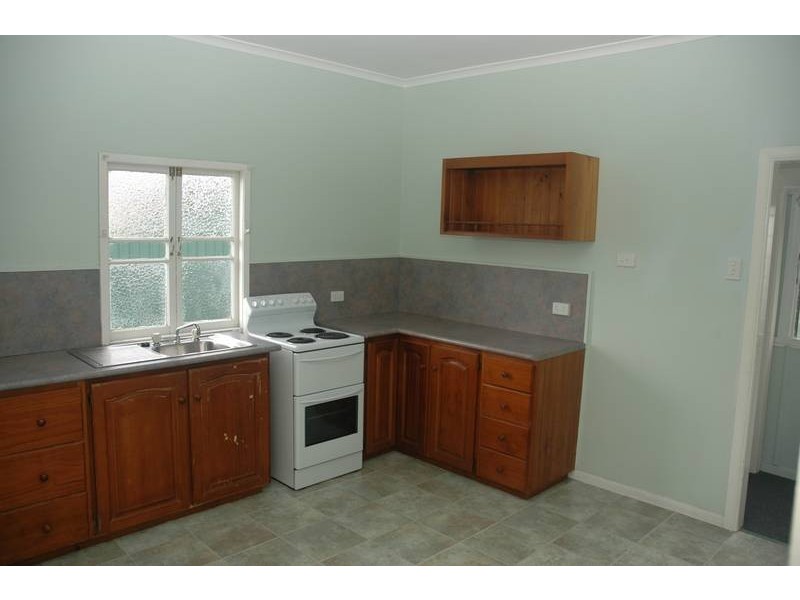 1/1 Edward Street, One Mile QLD 4305