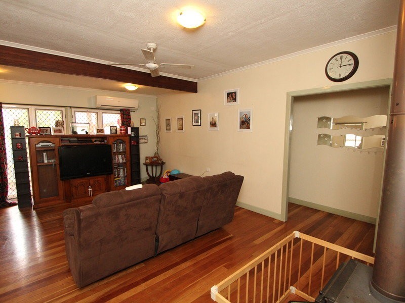 22 Bridge Street, North Booval QLD 4304