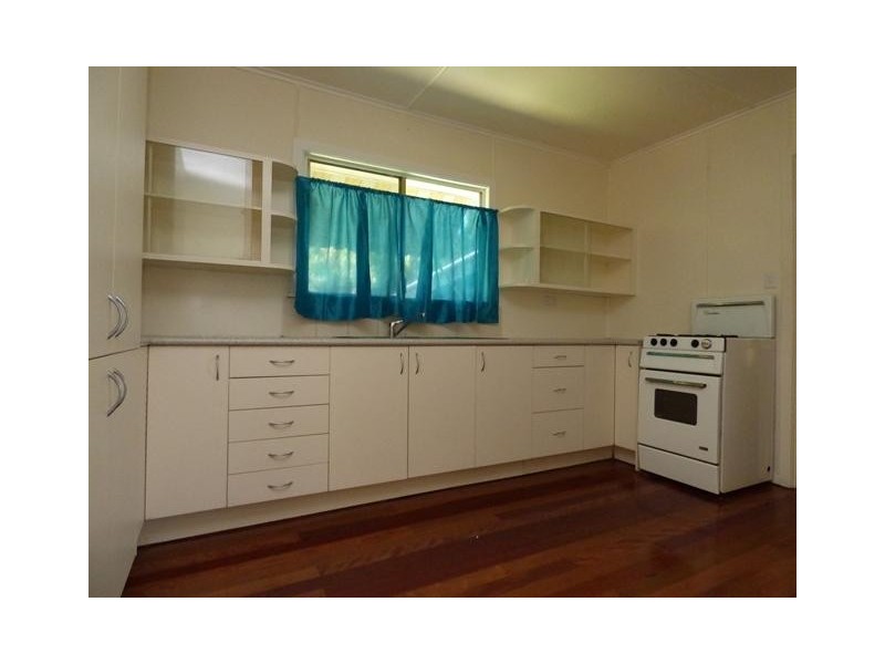 64 Bergin Street, North Booval QLD 4304