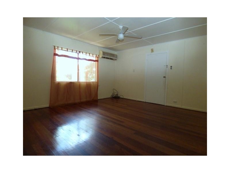 64 Bergin Street, North Booval QLD 4304
