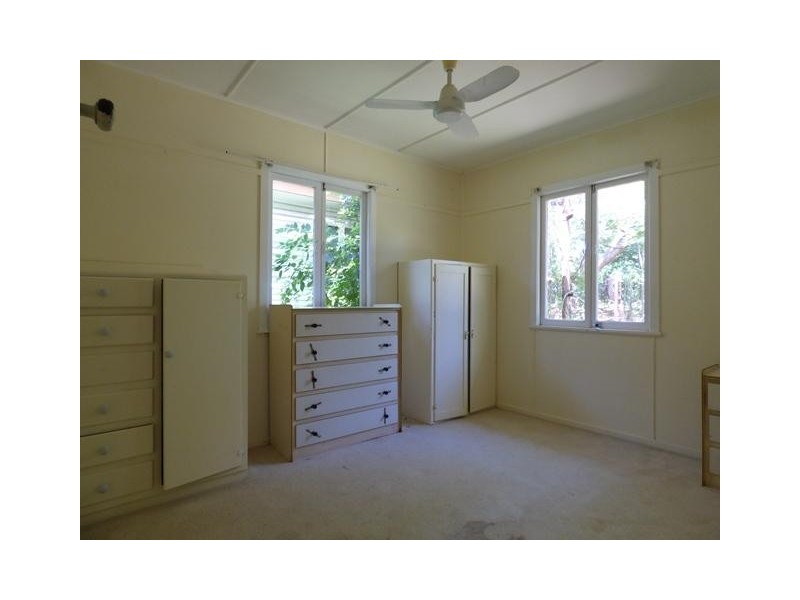 64 Bergin Street, North Booval QLD 4304