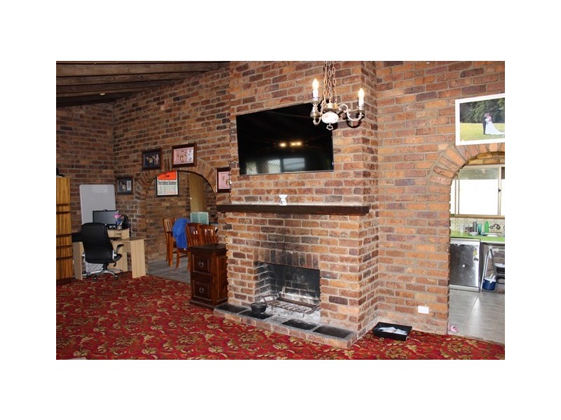 21 Chalmers Place, North Ipswich QLD 4305