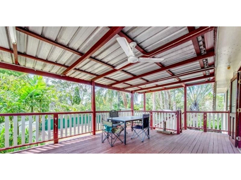 117 North Station Road, North Booval QLD 4304