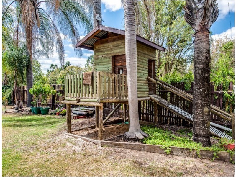117 North Station Road, North Booval QLD 4304
