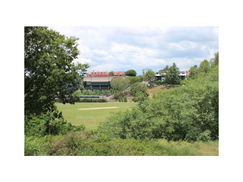 16 O’Sullivan Street, Woodend QLD 4305