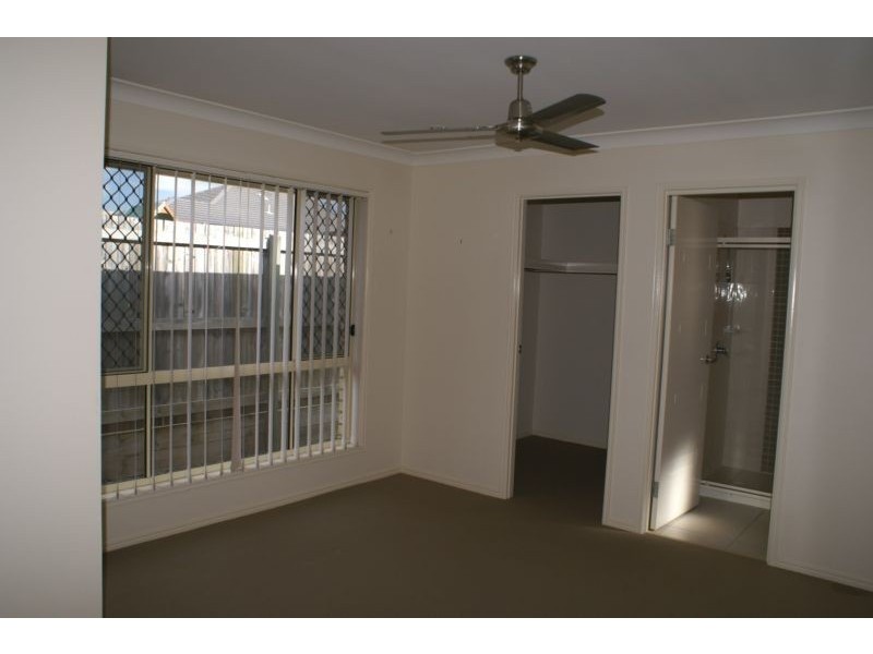 58 Dornoch Crescent, Raceview QLD 4305