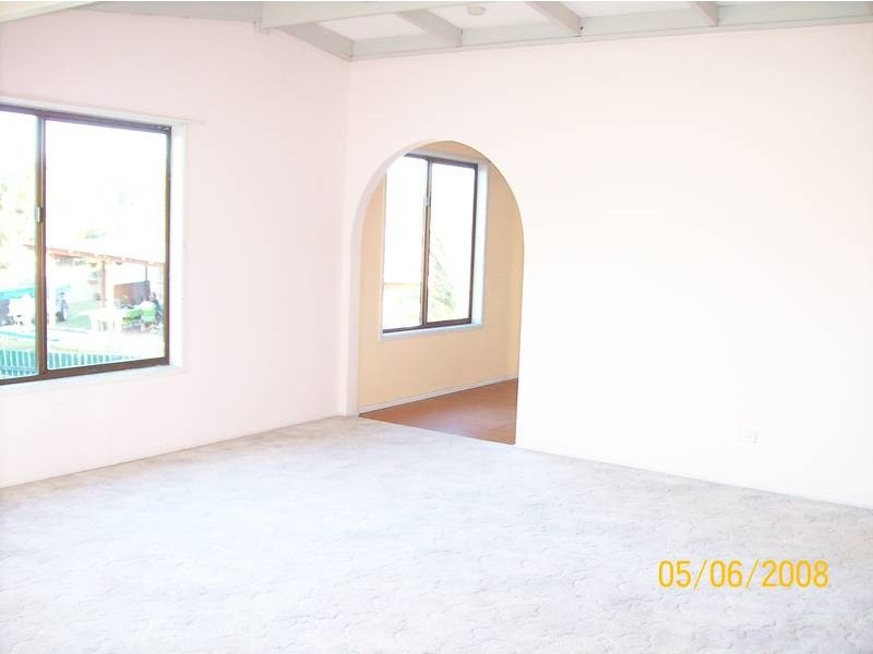 25 Helen Street, North Booval QLD 4304