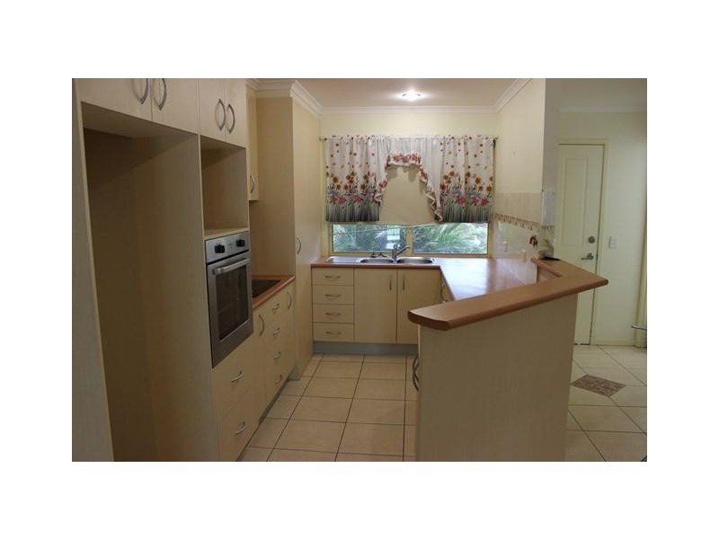 13/2 Workshops Street, Brassall QLD 4305