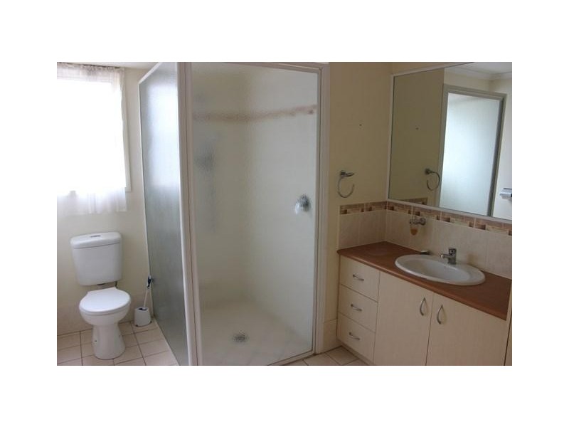 13/2 Workshops Street, Brassall QLD 4305