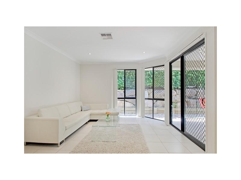 2 Donald Place, Brassall QLD 4305