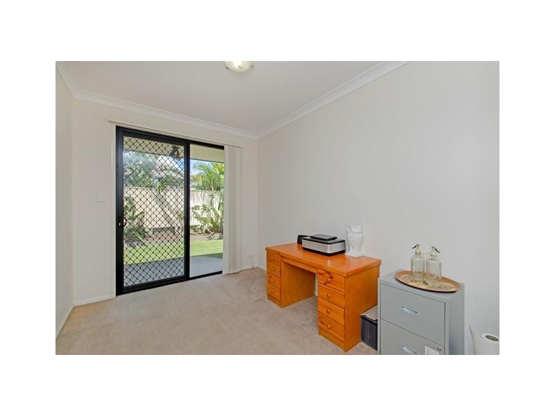 2 Donald Place, Brassall QLD 4305