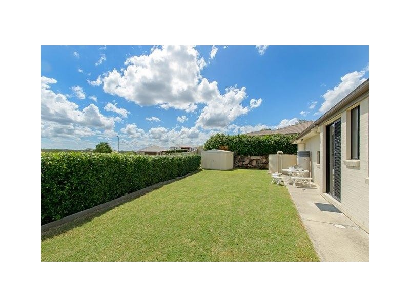 2 Donald Place, Brassall QLD 4305