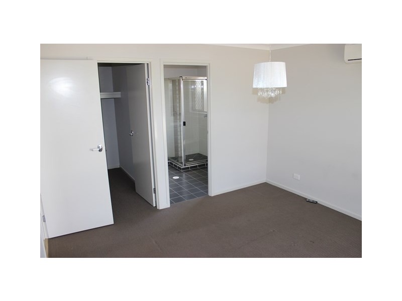 6 Broadwood Street, Fernvale QLD 4306
