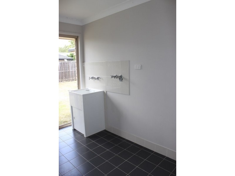 6 Broadwood Street, Fernvale QLD 4306