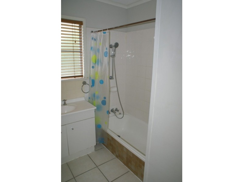 2 Wellen Street, Bundamba QLD 4304