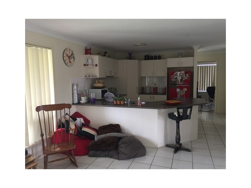 9 Tea Tree Place, Raceview QLD 4305