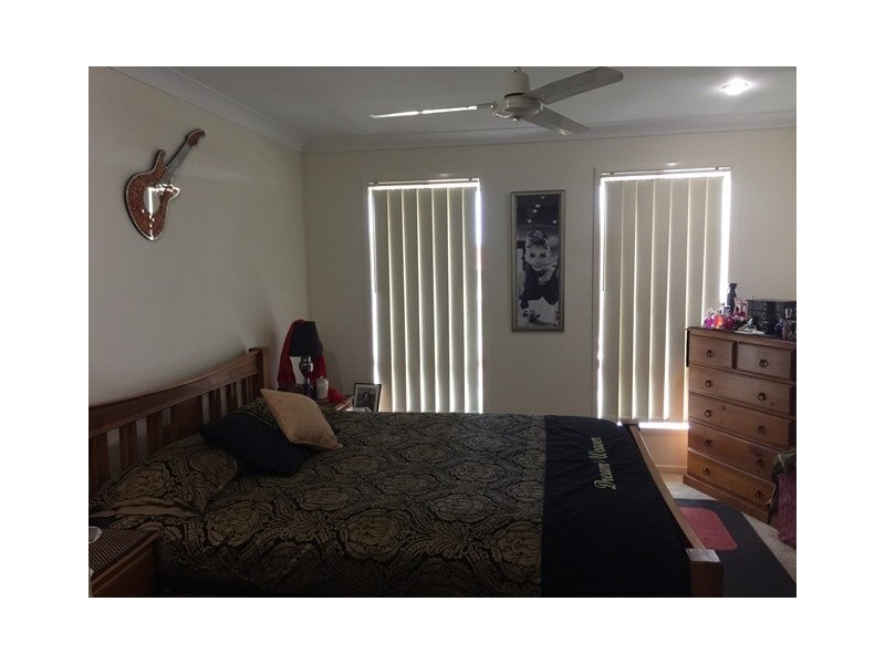 9 Tea Tree Place, Raceview QLD 4305
