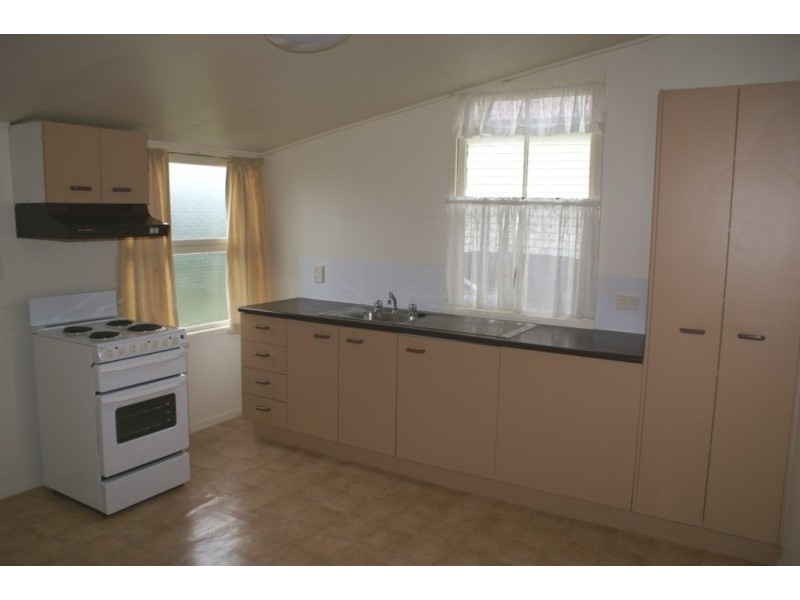 20 Campbell Street, Woodend QLD 4305