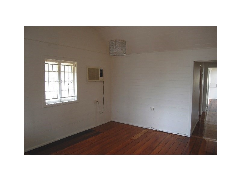 26 Tiger Street, Sadliers Crossing QLD 4305