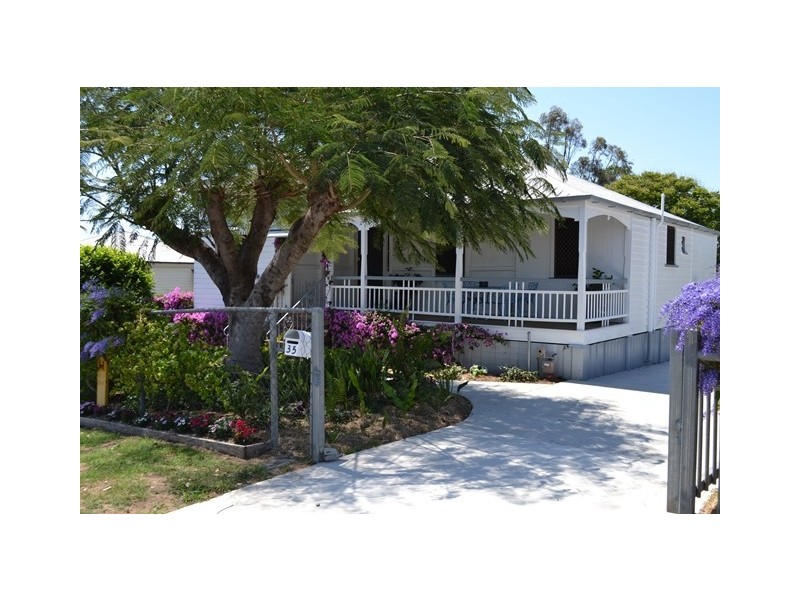 35 North Station Road, North Booval QLD 4304