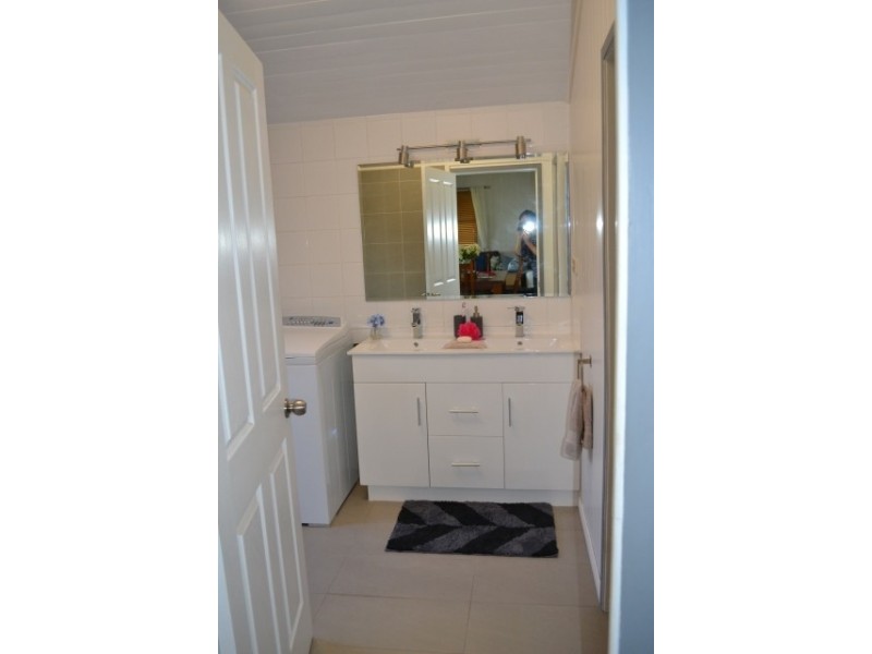 35 North Station Road, North Booval QLD 4304