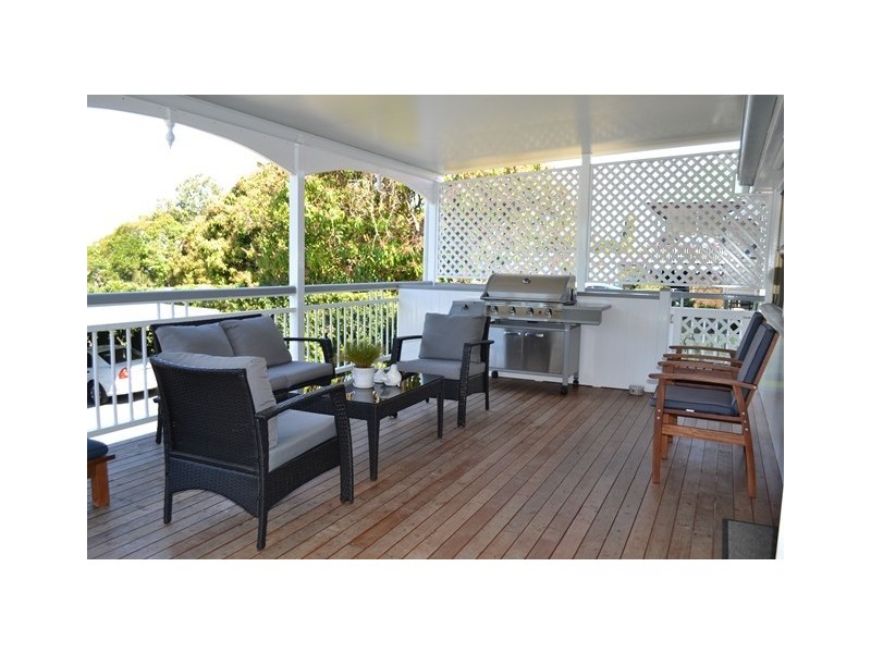 35 North Station Road, North Booval QLD 4304