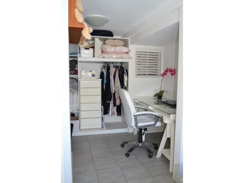 35 North Station Road, North Booval QLD 4304