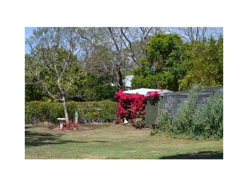 35 North Station Road, North Booval QLD 4304