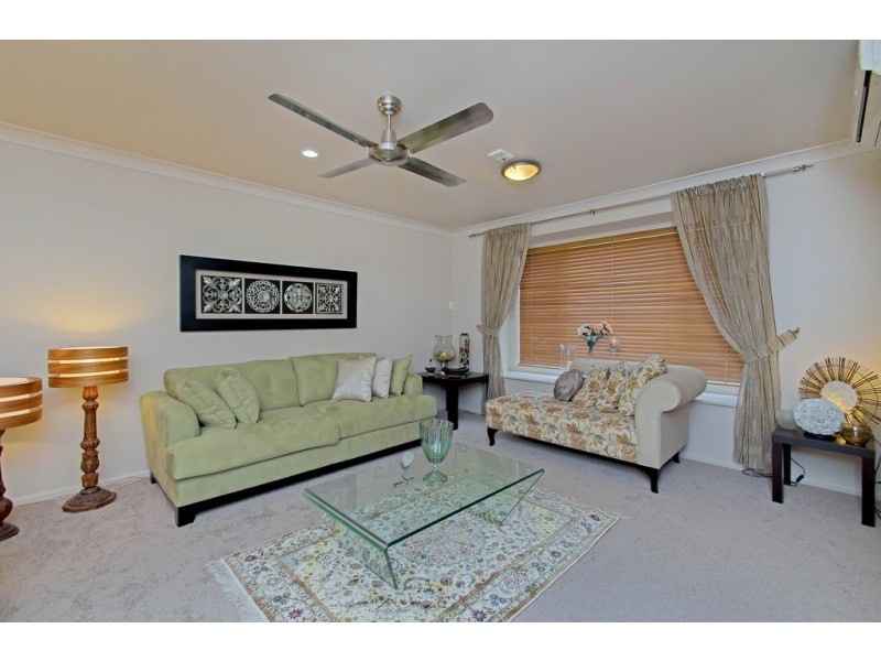25 Pearse Drive, Brassall QLD 4305