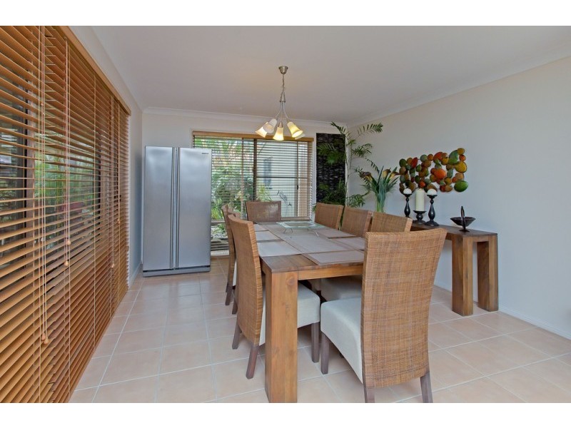25 Pearse Drive, Brassall QLD 4305