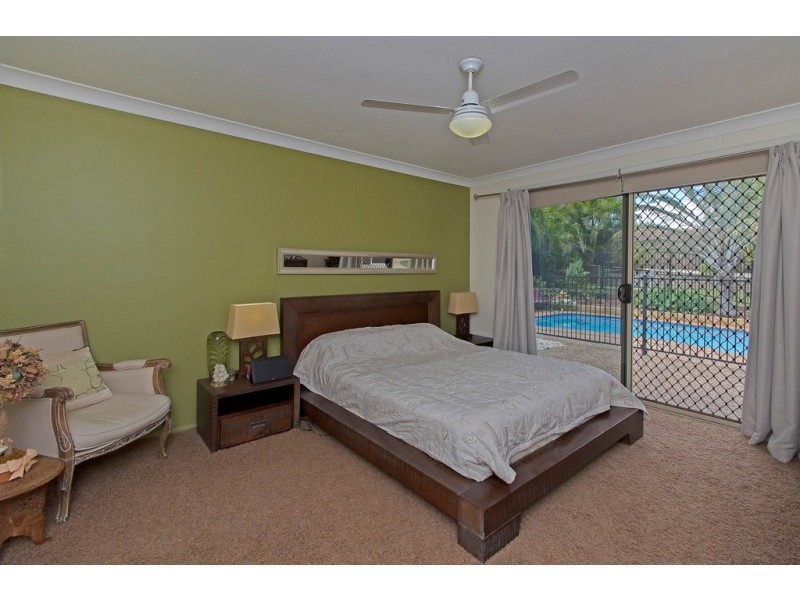 25 Pearse Drive, Brassall QLD 4305