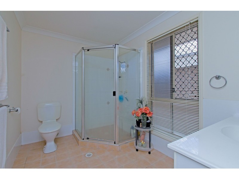25 Pearse Drive, Brassall QLD 4305