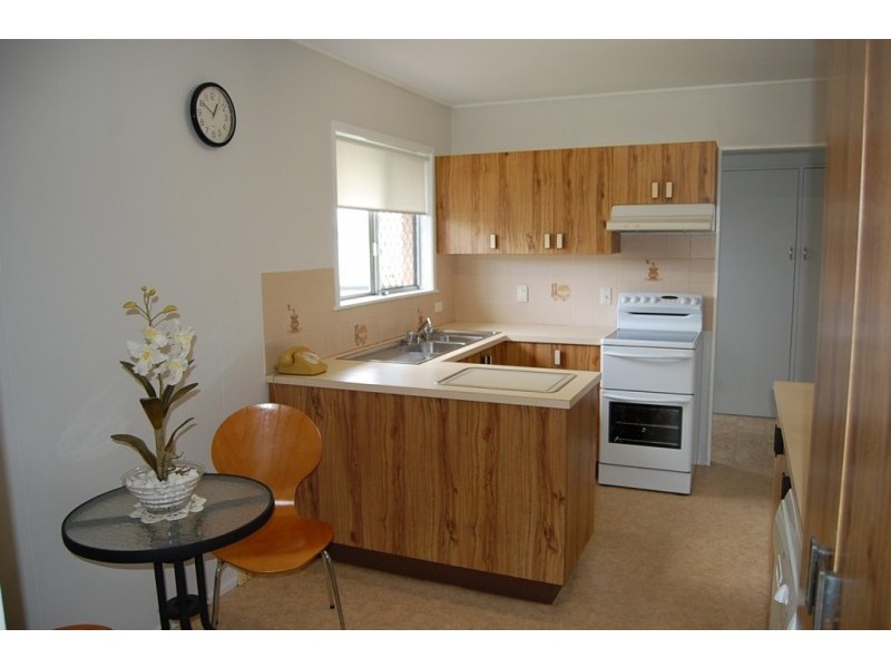 2 Hayes Street, Brassall QLD 4305