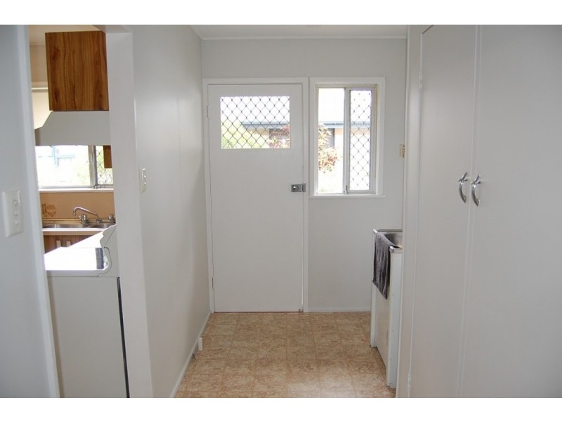 2 Hayes Street, Brassall QLD 4305