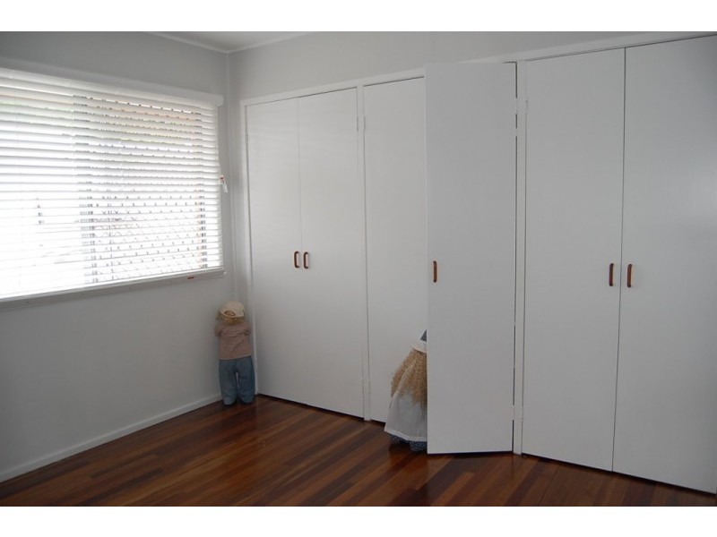 2 Hayes Street, Brassall QLD 4305