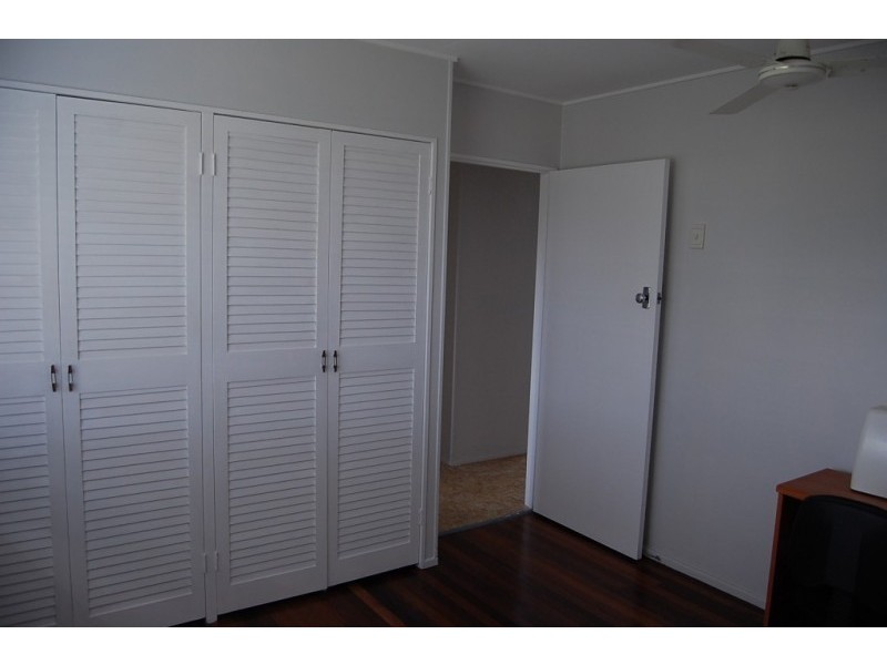 2 Hayes Street, Brassall QLD 4305