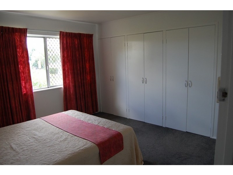 2 Hayes Street, Brassall QLD 4305